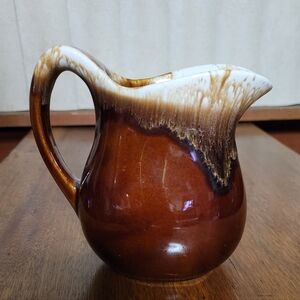 Elegant Brown Drip McCoy Ceramic 16 Oz Pitcher (114)